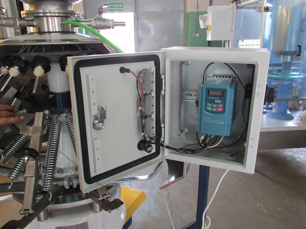 разливочная машина полуавтоматический для пива для малых пивоварен